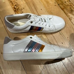Vintage Havana sneakers- white rainbow. Size 8.5